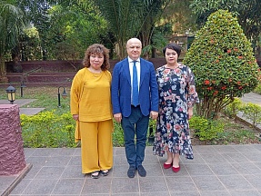 L'Ambassadeur de Russie en République Centrafricaine a reçu en audience la délégation de l'Université RUDN