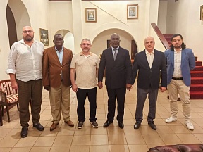 L'Ambassadeur de Russie en RCA a tenu une réunion de travail avec le Ministre d'État de l'Éducation nationale de la République centrafricaine et le chef de la délégation du Ministère russe de l'Éducation